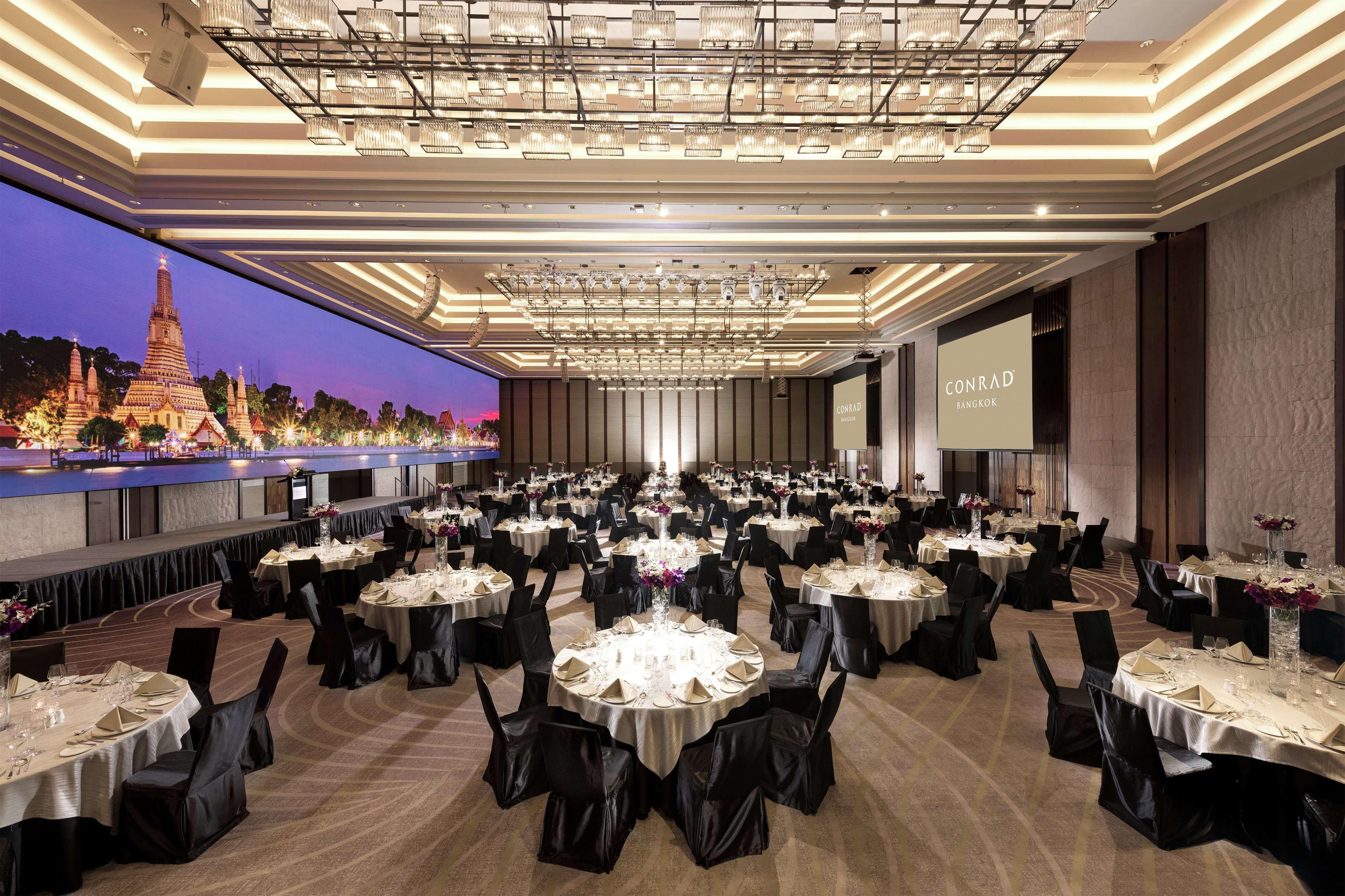 Hotel Conrad Bangkok Exterior foto The River Hall