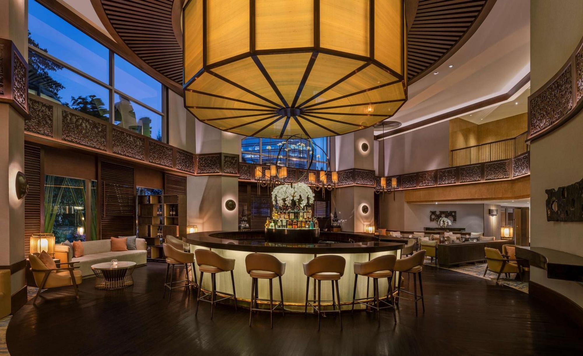 Hotel Conrad Bangkok Exterior foto The Bar