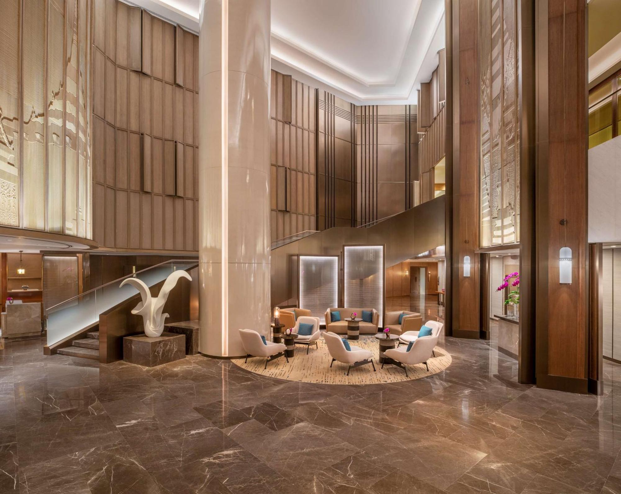 Hotel Conrad Bangkok Exterior foto The lobby of the hotel